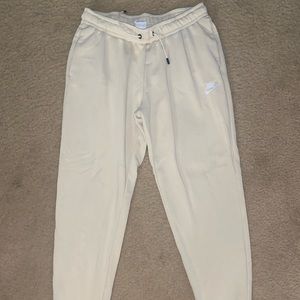 Womens Nike Jogger